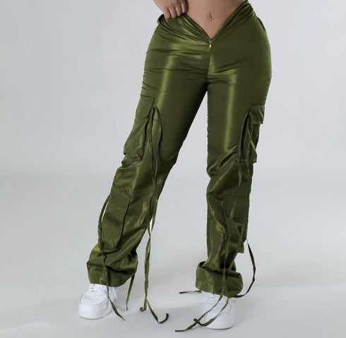 Women Pocket Side Straight Pants .